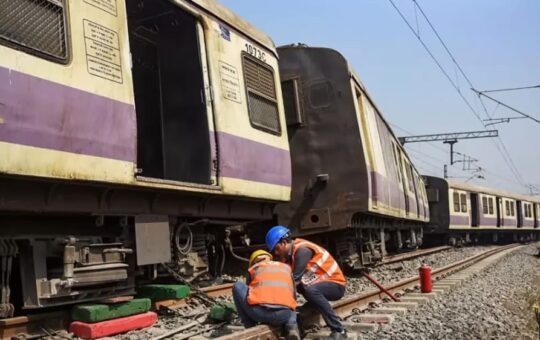 Mumbai: Rail Safety Concerns Rise As Local Train Derails At Ambarnath