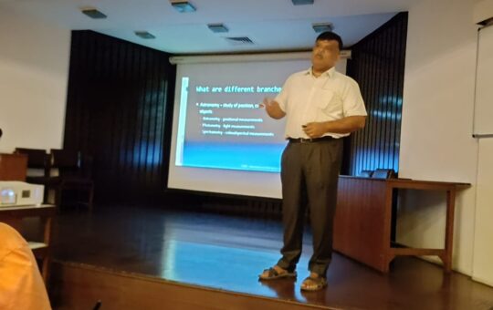 http://www.mumbaikarnews.in/certificate-course-in-astronomy-and-astrophysics-2023-24-commences-at-mumbai-university-in-partnership-with-nehru-planetarium/