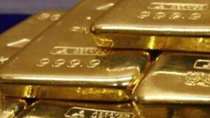 Mumbai: DRI Recovers Gold Worth Rs 11 Crore And Rs 1 Crore Cash From 18 Sudanese Women