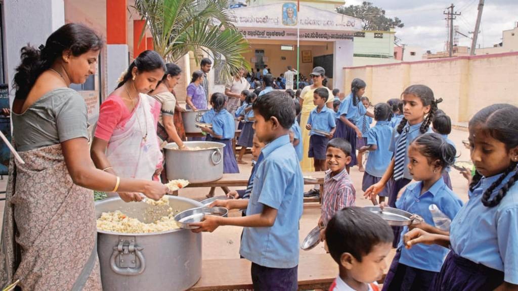 Drought-Hit Maharashtra Schools Face Midday Meal Funding Crisis