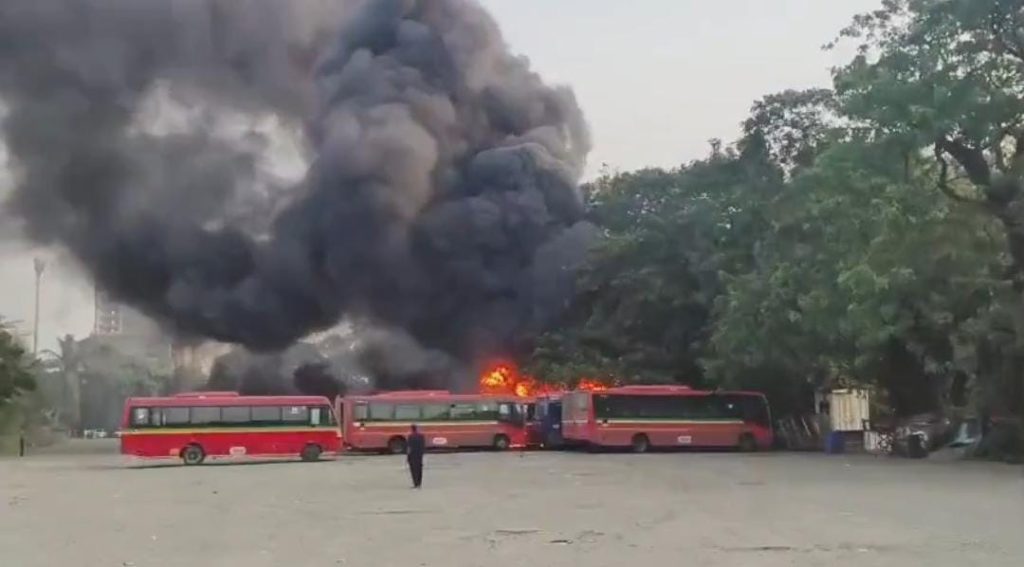 Fire Breaks Out in 10 BEST Buses at Anik Depot in Sion