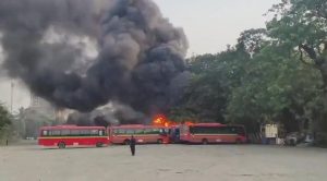 Fire Breaks Out in 10 BEST Buses at Anik Depot in Sion